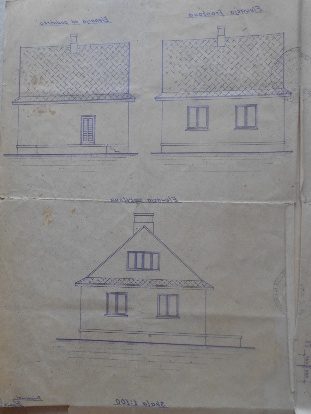 Zdjęcie archiwalnej dokumentacji budynku wykonanej przez kreślarza i przeniesionej na papier światłoczuły w procesie światłokopii